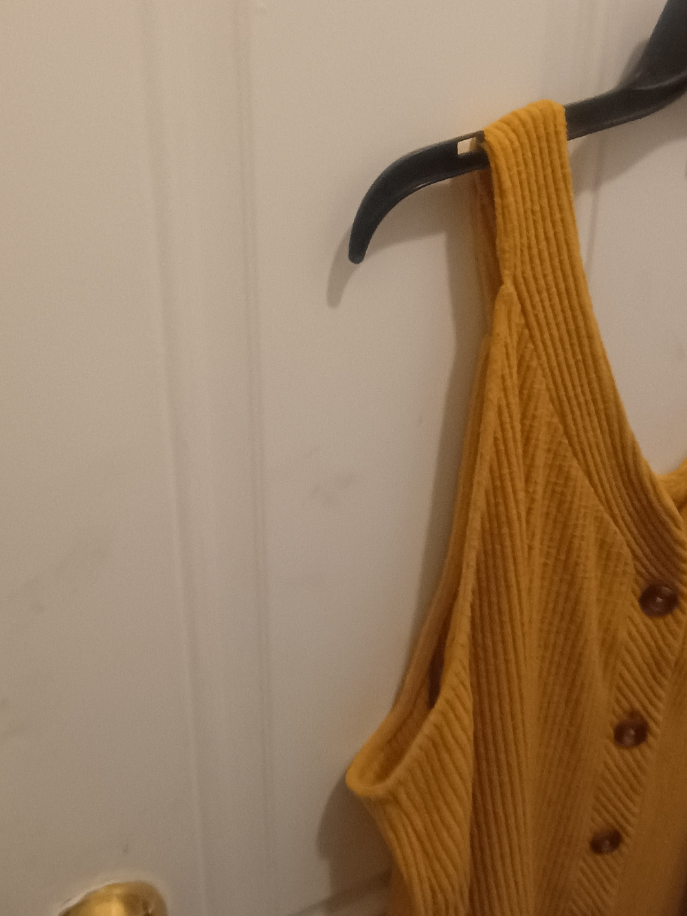 Ava Viv Womens Tank Top Yellow Knit Sleeveless V-Neck Strap Button Up Size 2X - Picture 5 of 9